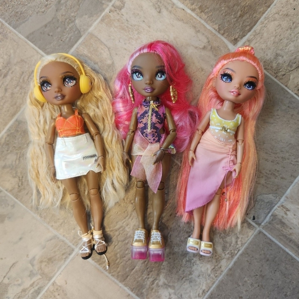 Colorful Fashion Dolls Set